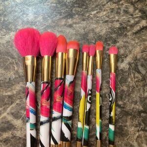 Sonia Kashuk brushes set